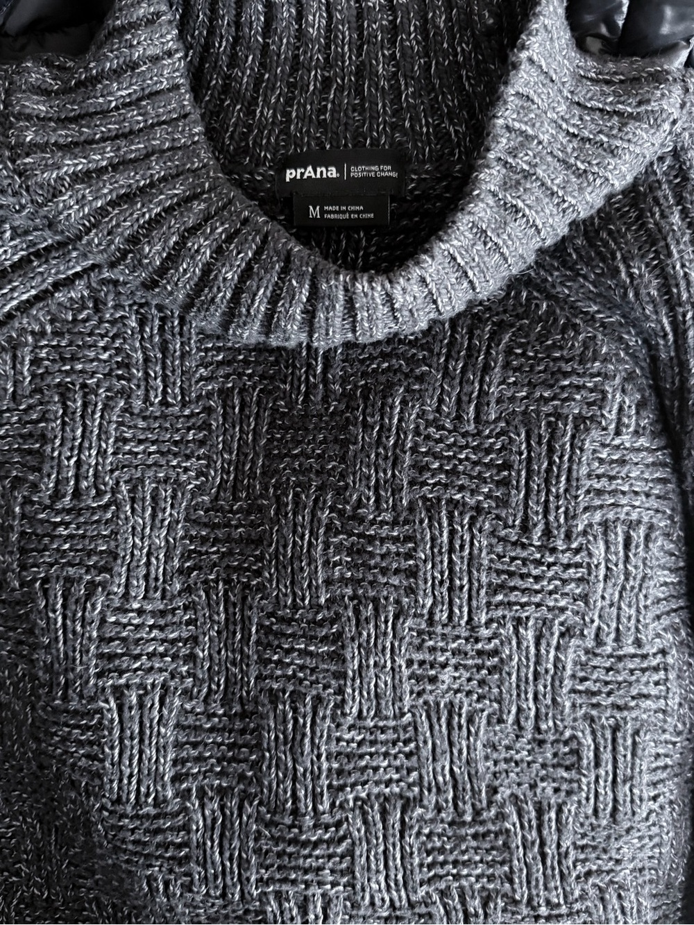Beautiful prAna women's 'Sky Meadow' crewneck pullover sweater in charcoal gray. - Picture 3 of 4